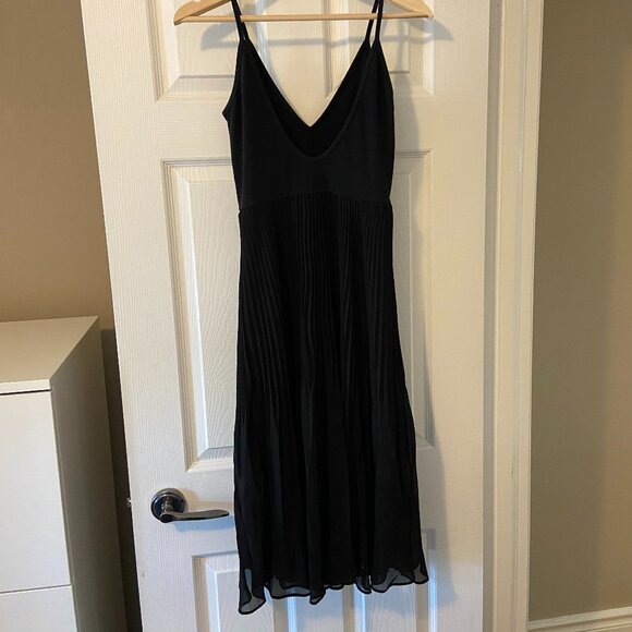 Wilfred/Aritzia Daphnee Dress in Black - Picture 5 of 13